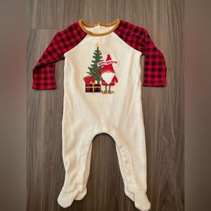 Mud Pie Cream and Red gnome Christmas Footie One Piece size 6-9 months